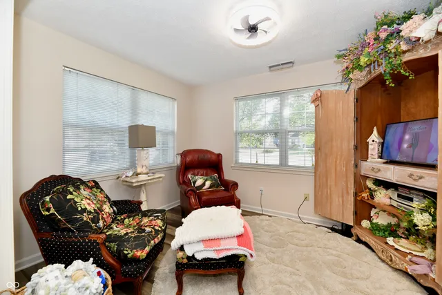 $240,000 | 5668 Misty Ridge Circle, Indianapolis, IN 46237