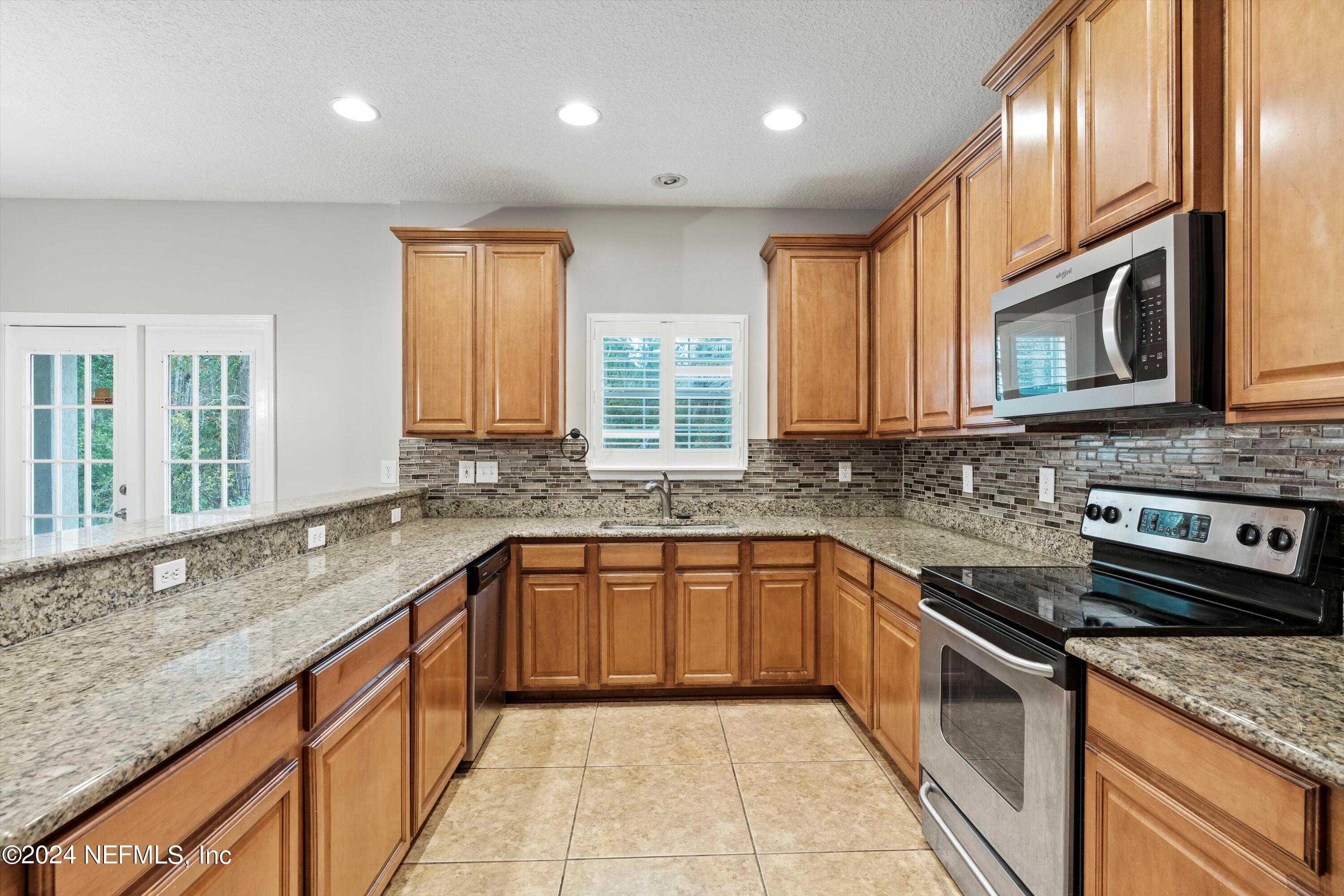 568 Spanish Wells Road Jacksonville, FL 32218 - Photo 13 of 35 13-Kitchen