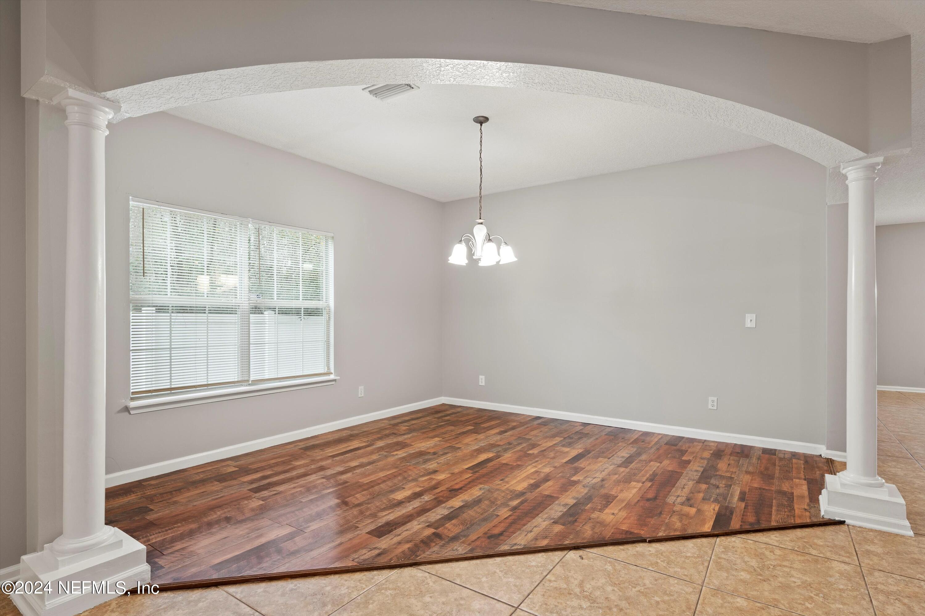 568 Spanish Wells Road Jacksonville, FL 32218 - Photo 6 of 35 06-Dining