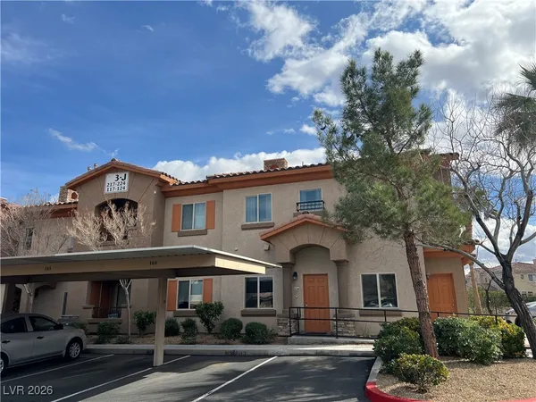 $1,450 | 7701 West Robindale Road, Unit 122, Las Vegas, NV 89113