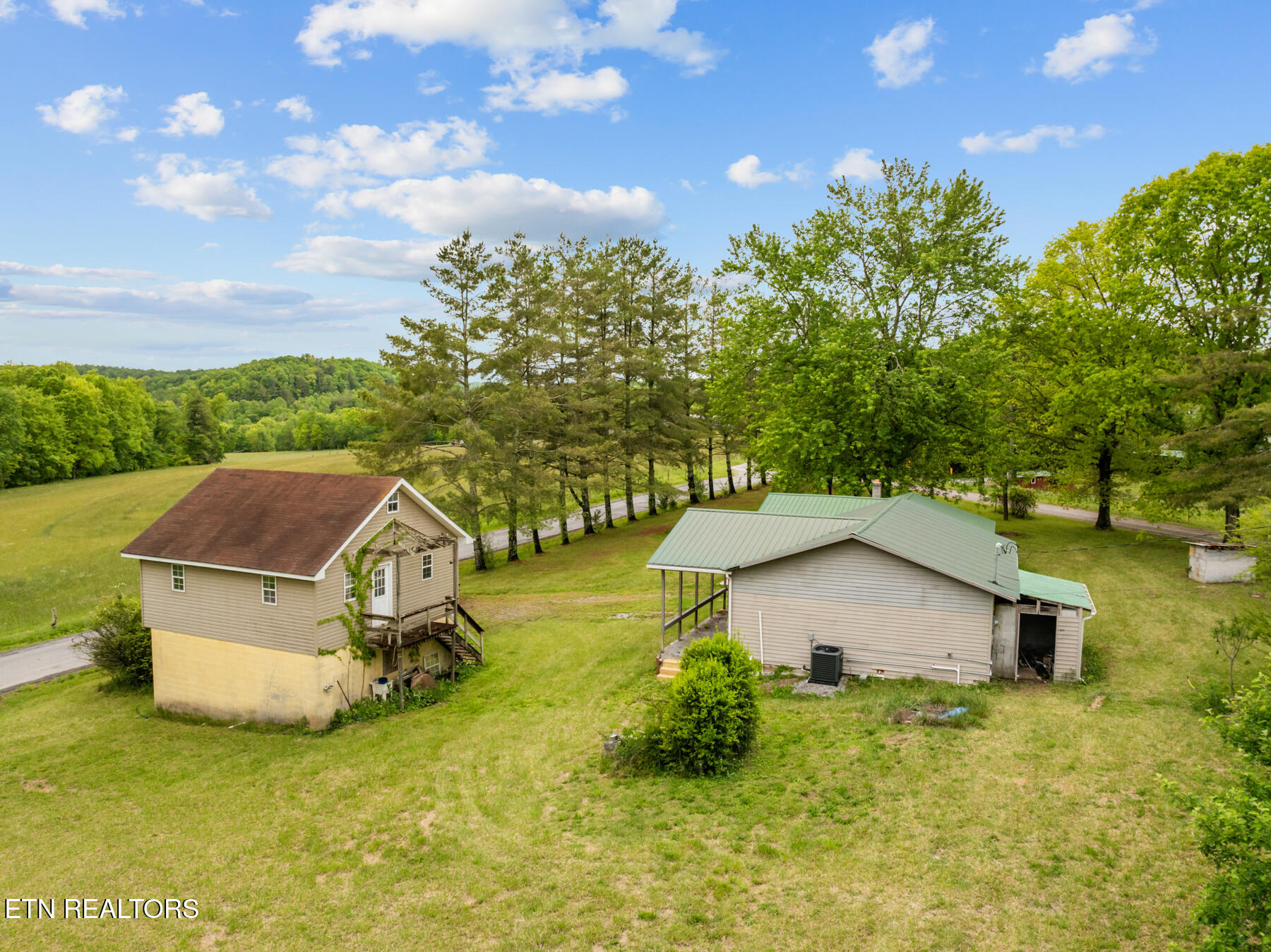 8466 Shut In Gap Road Spring City, TN 37381 - Photo 35 of 43 DJI_20260506095855_0327_D