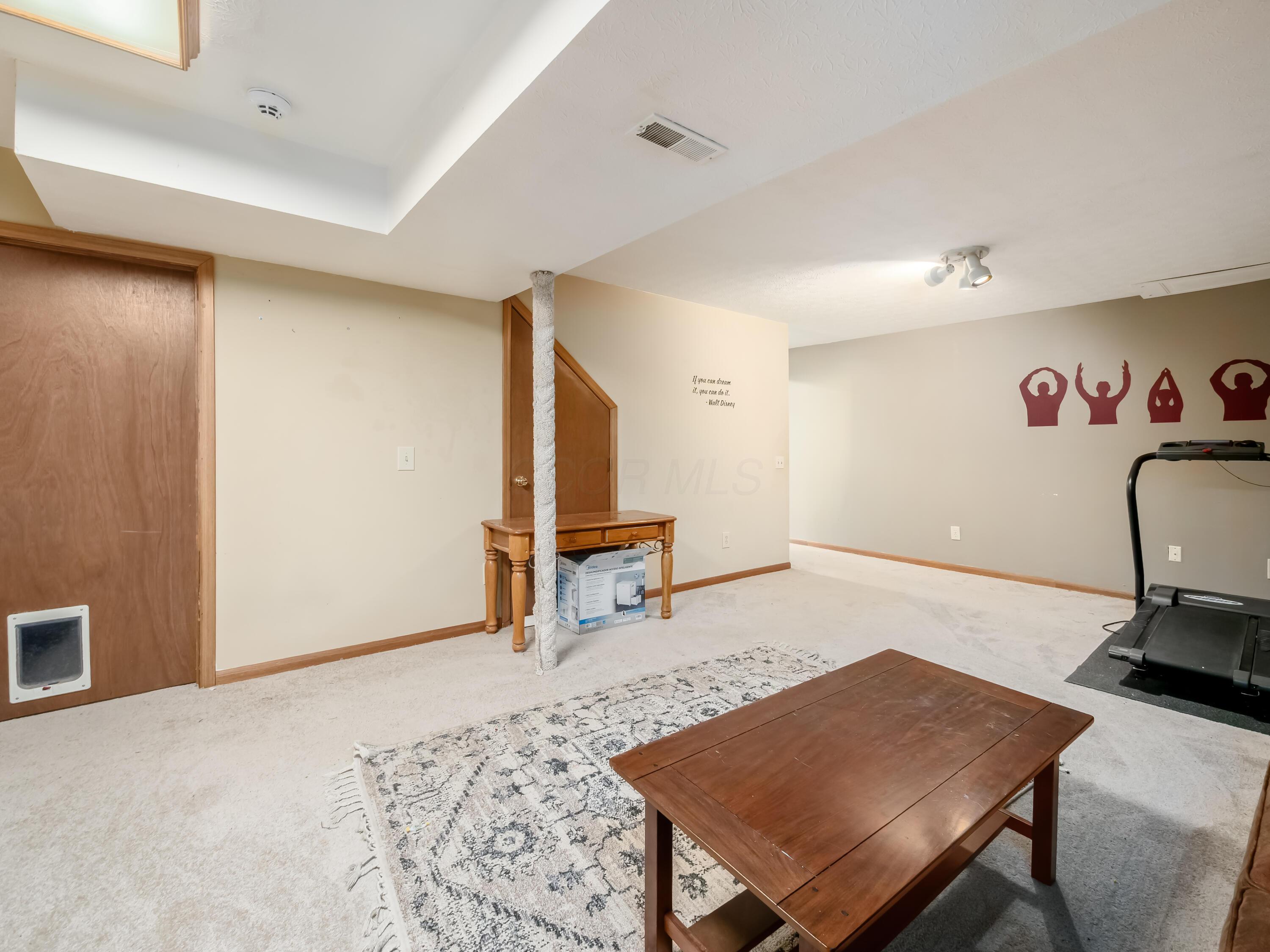 565 Goose Pond Road Newark, OH 43055 - Photo 21 of 27 N_565_Goose_Pond_Rd_048