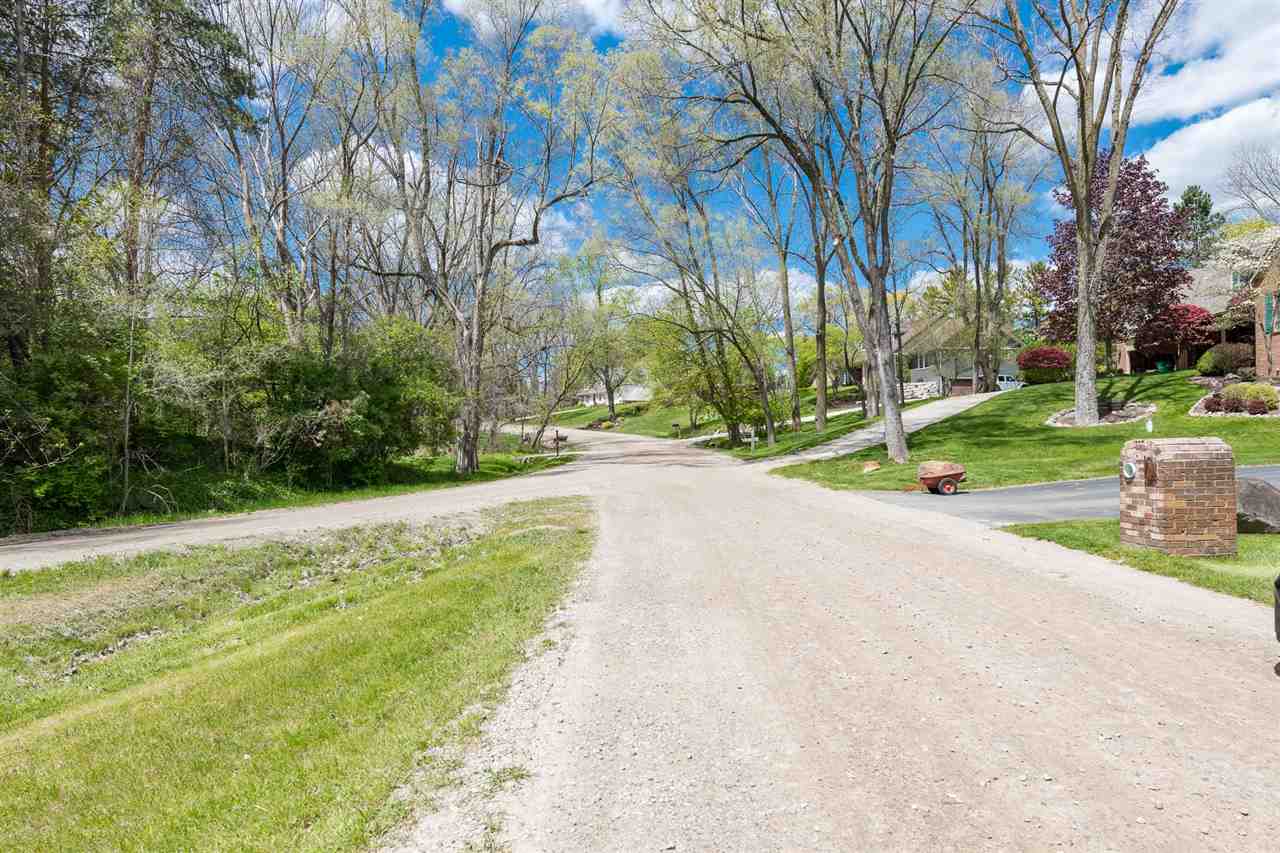 720 Edgewood Drive Rochester, MI 48306 - Photo 50 of 50 50041890-49.JPG