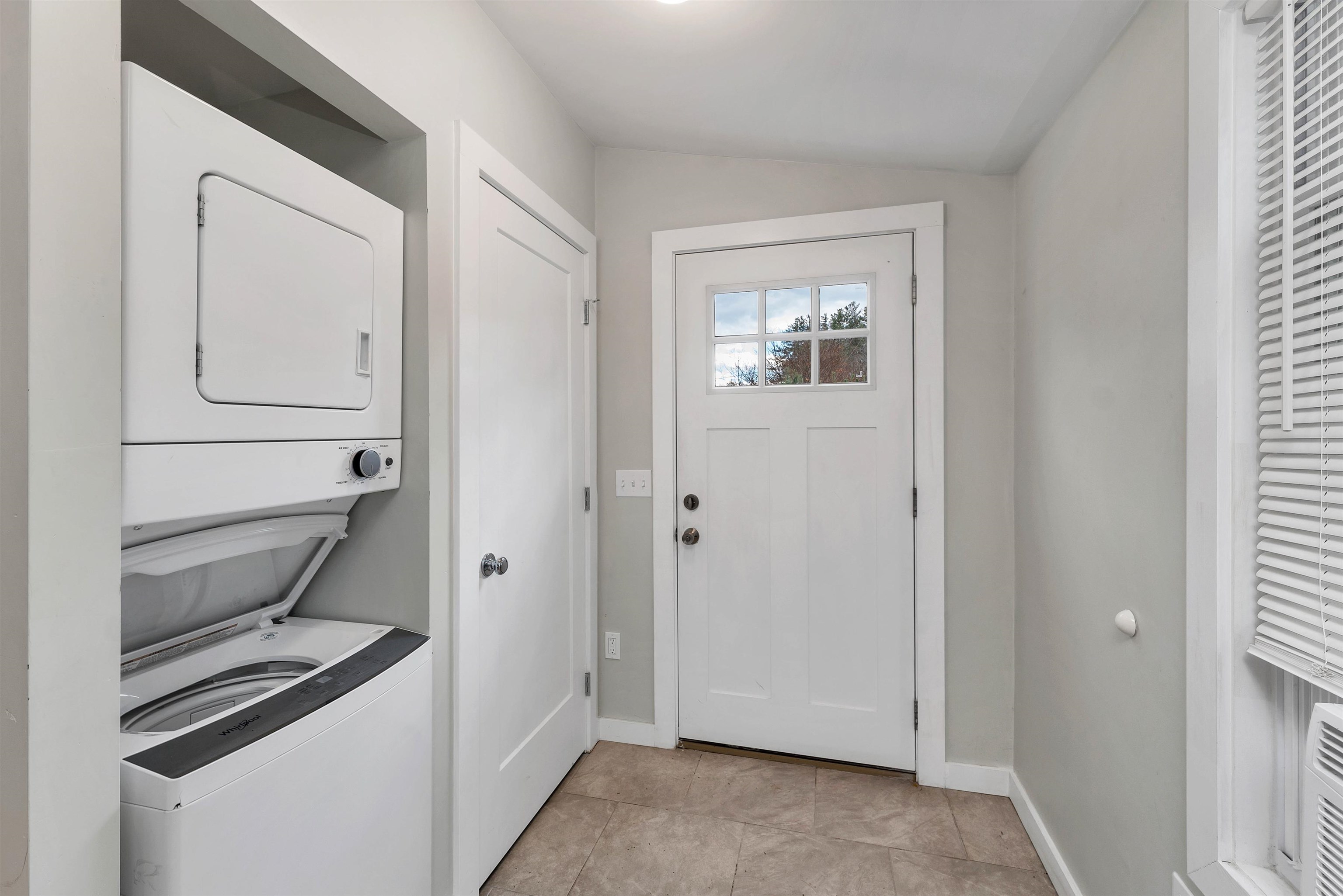 67 Varney Road Wolfeboro, NH 03894 - Photo 19 of 37