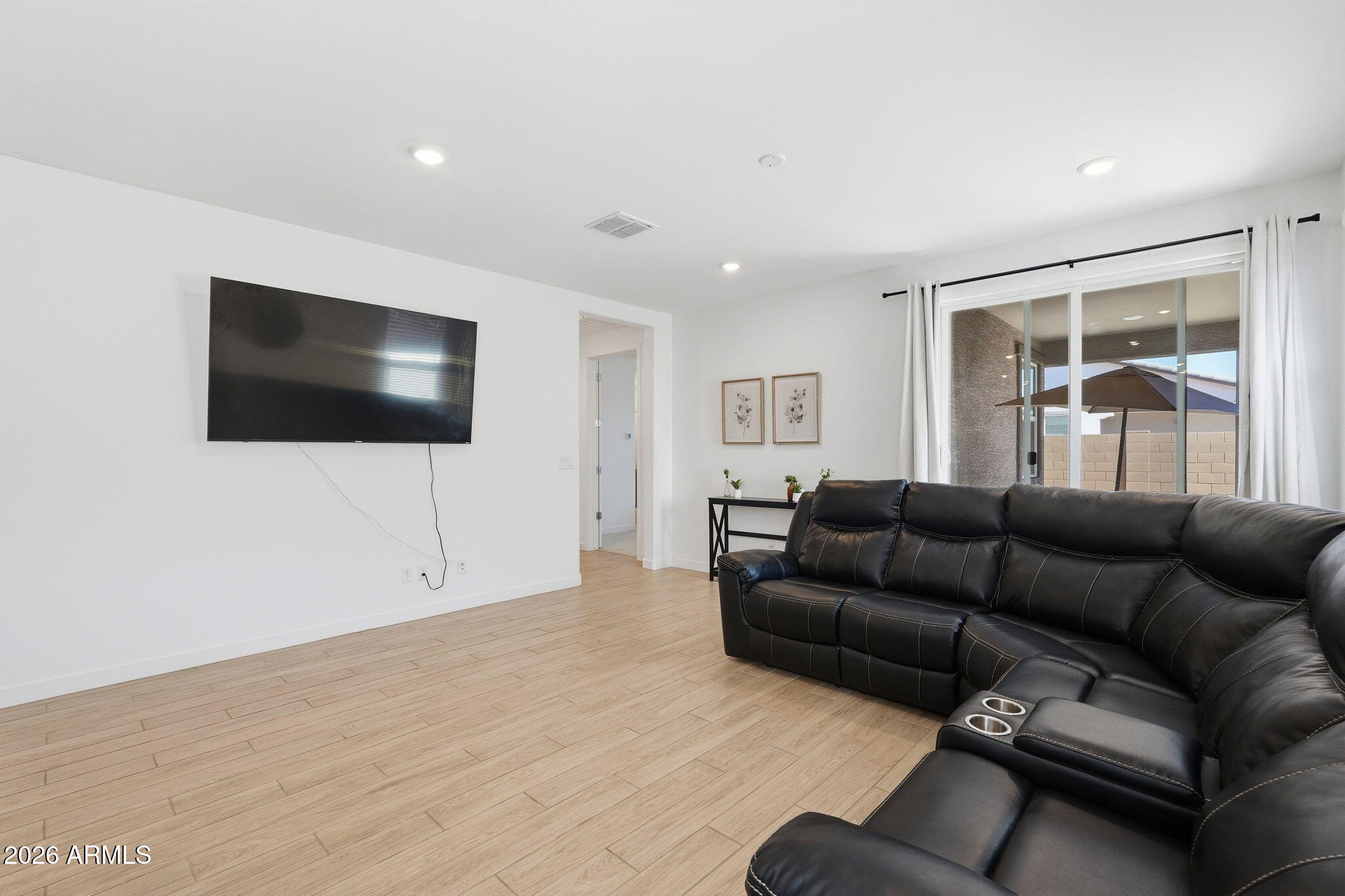 4572 East French Road San Tan Valley, AZ 85143 - Photo 10 of 41 Living area