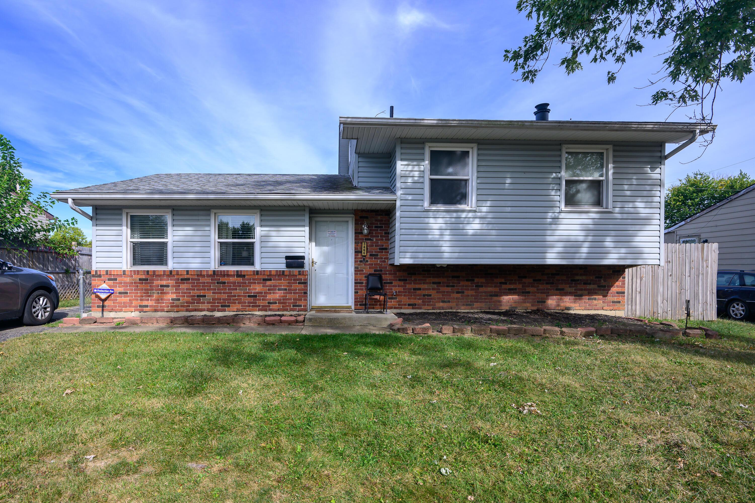 3466 Negley Road Columbus, OH 43232 - Photo 1 of 44 YXB_9810