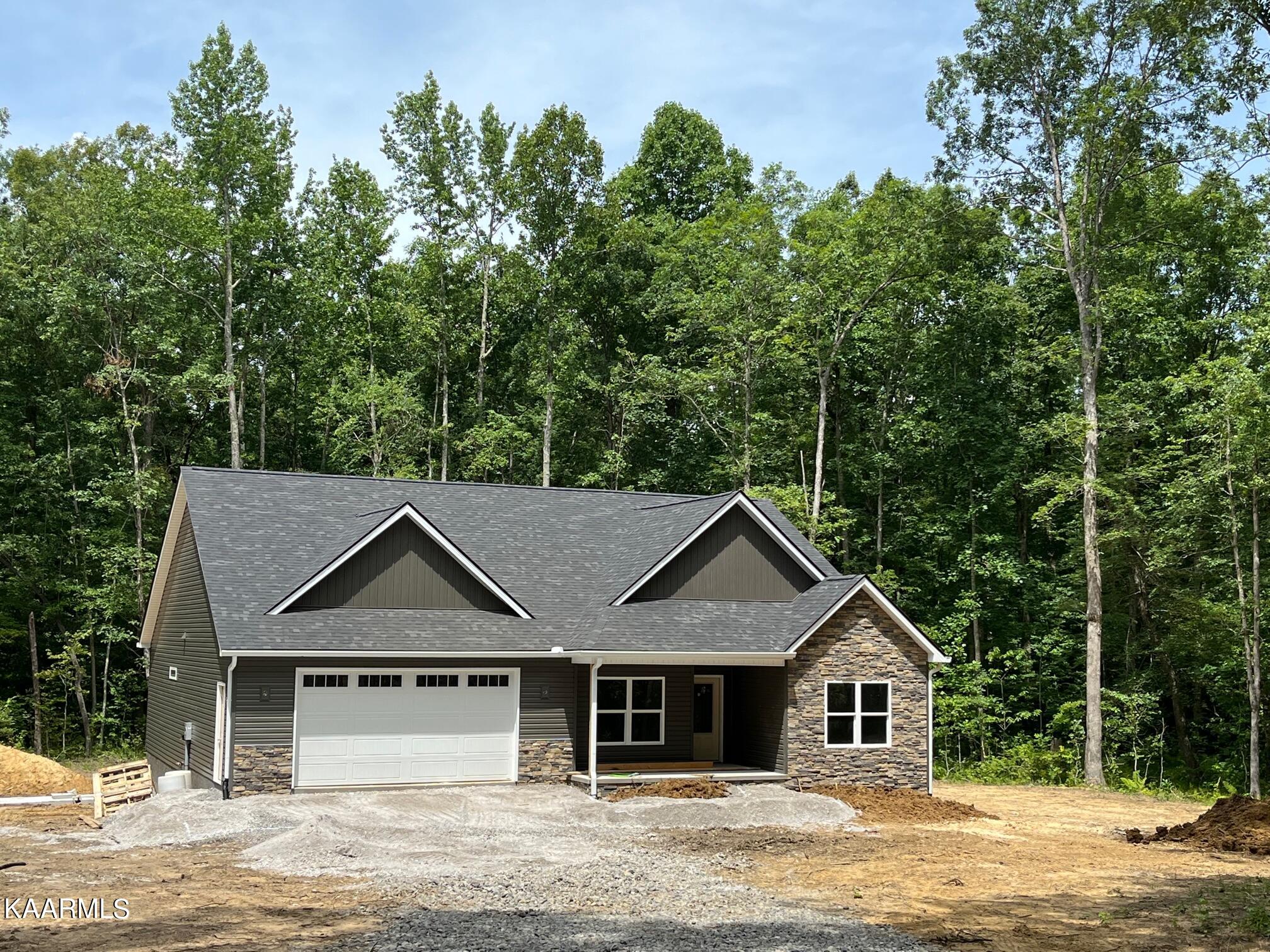 1418 East Overlook Road Monterey, TN 38574 - Photo 1 of 19 1418 East Overlook Rd. w/ 4 Acres