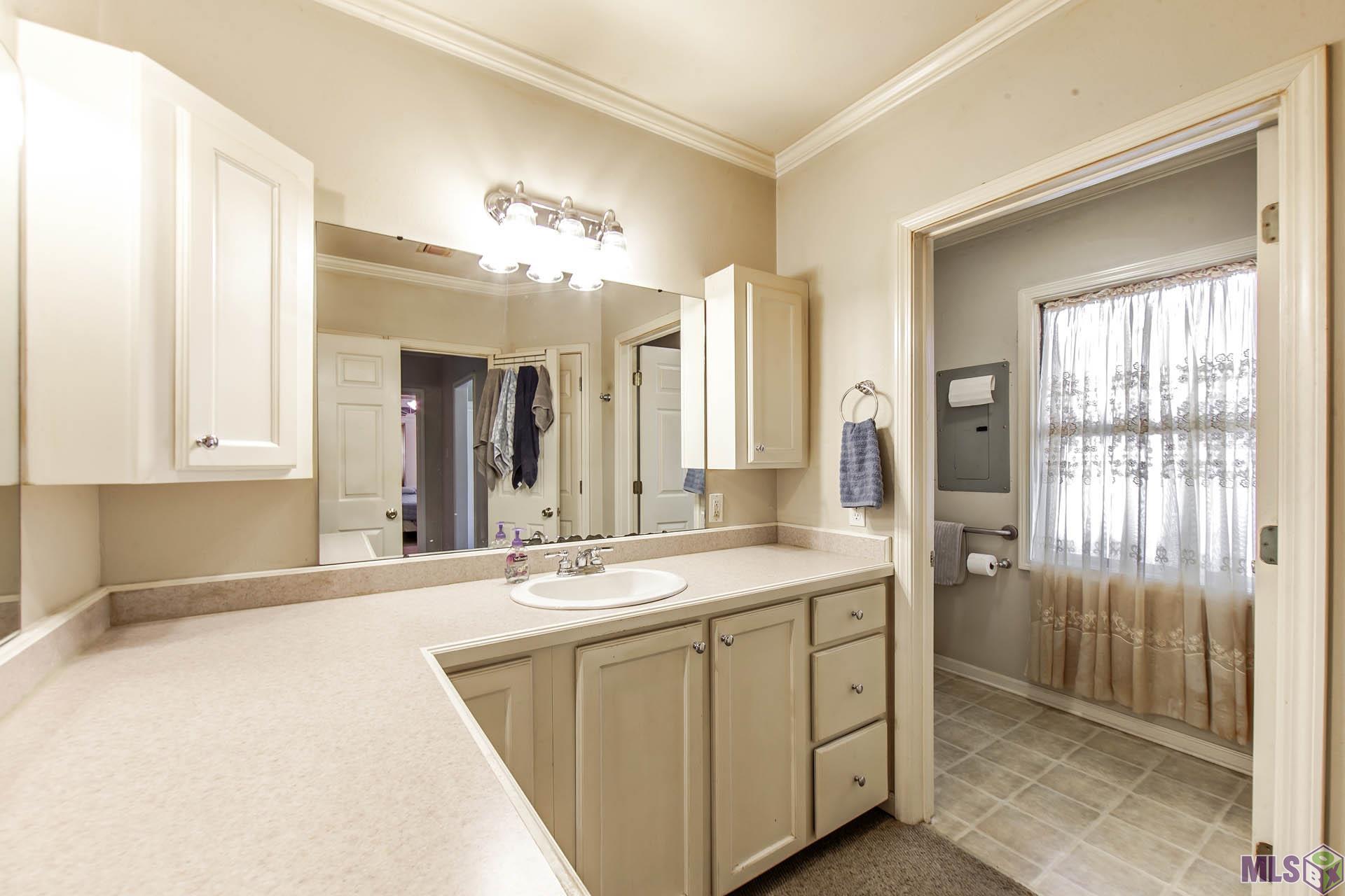 1210 Roussell Street Houma, LA 70360 - Photo 6 of 9 Gallery Image 6