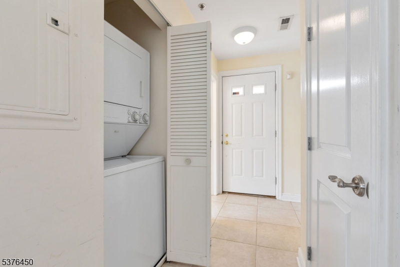 453 Springfield Avenue Berkeley Heights, NJ 07922 - Photo 28 of 34