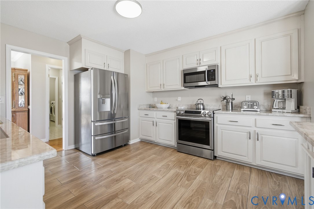 15300 Lebanon Road Spring Grove, VA 23881 - Photo 12 of 41