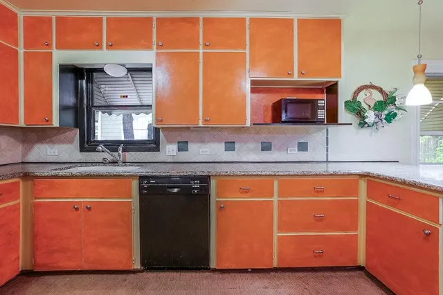 $249,900 | 3413 Clary Avenue, Fort Worth, TX 76111