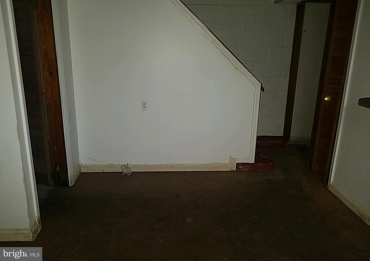8539 Willow Oak Road Baltimore, MD 21234 - Photo 13 of 30 a view of room with window