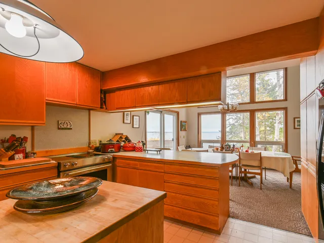 $1,700,000 | 71 Bay View Drive, Bar Harbor, ME 04609