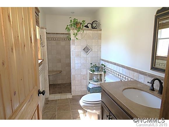 625 Monte Vista Road Candler, NC 28715 - Photo 12 of 24 Gallery Image 12