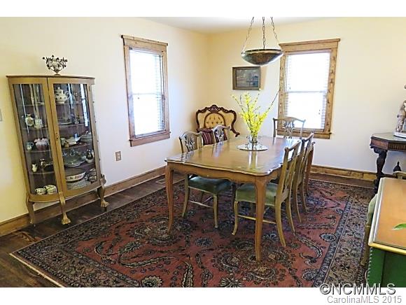 625 Monte Vista Road Candler, NC 28715 - Photo 5 of 24 Gallery Image 5