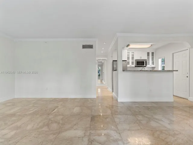 $5,500 | 5940 Southwest 47th Street, Miami, FL 33155