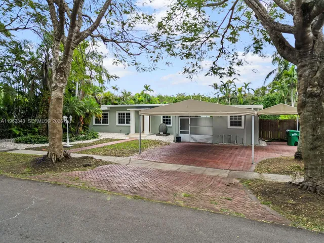 $5,500 | 5940 Southwest 47th Street, Miami, FL 33155