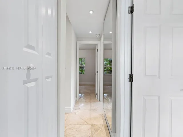 $5,500 | 5940 Southwest 47th Street, Miami, FL 33155