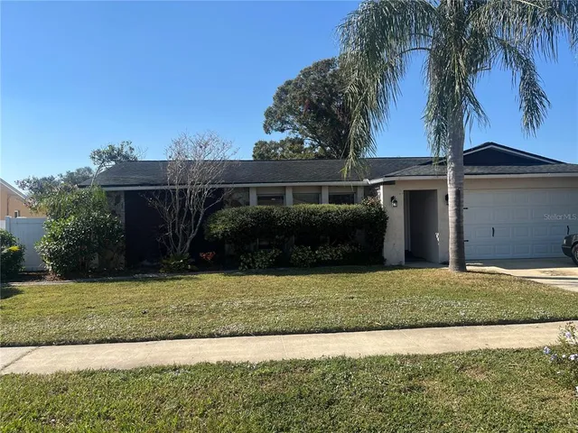 $2,800 | 8854 Leona Street, Seminole, FL 33772