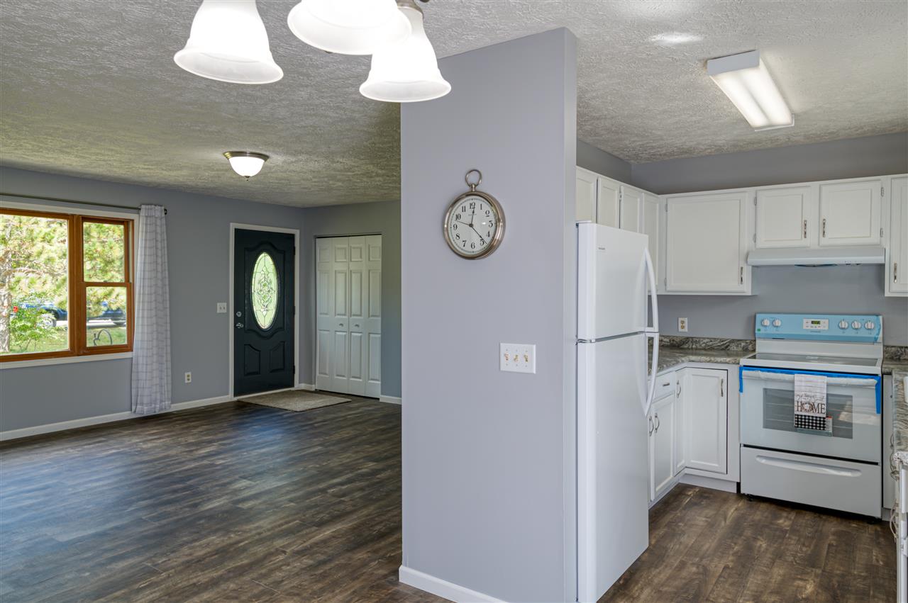5931 Boone Road Traverse City, MI 49685 - Photo 10 of 51 1879307-9.JPG