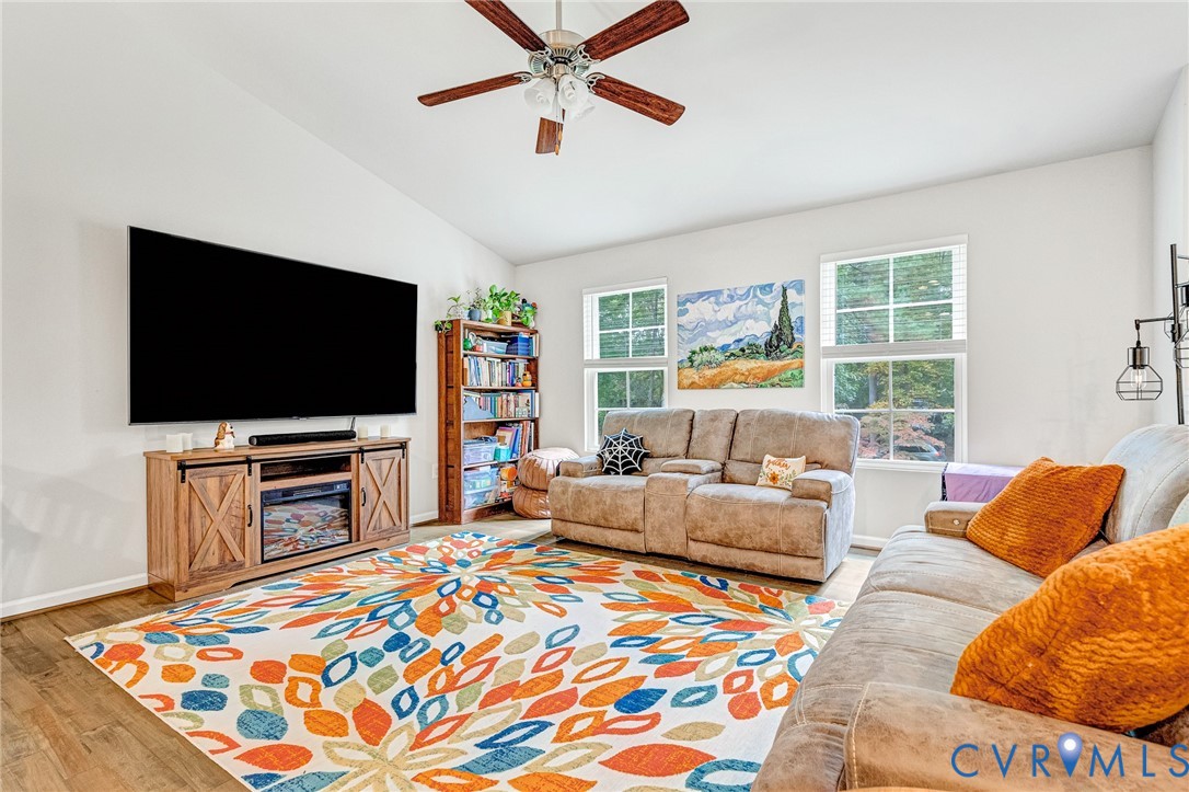 205 Clinton Drive Ruther Glen, VA 22546 - Photo 11 of 44