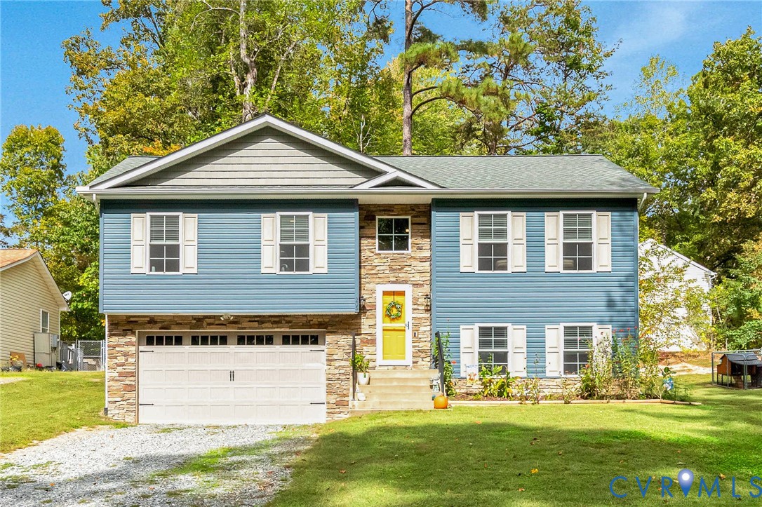 205 Clinton Drive Ruther Glen, VA 22546 - Photo 2 of 44