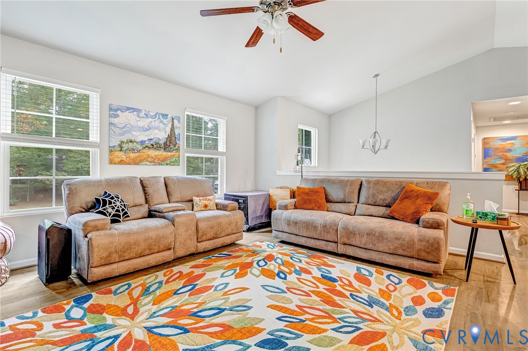 205 Clinton Drive Ruther Glen, VA 22546 - Photo 9 of 44