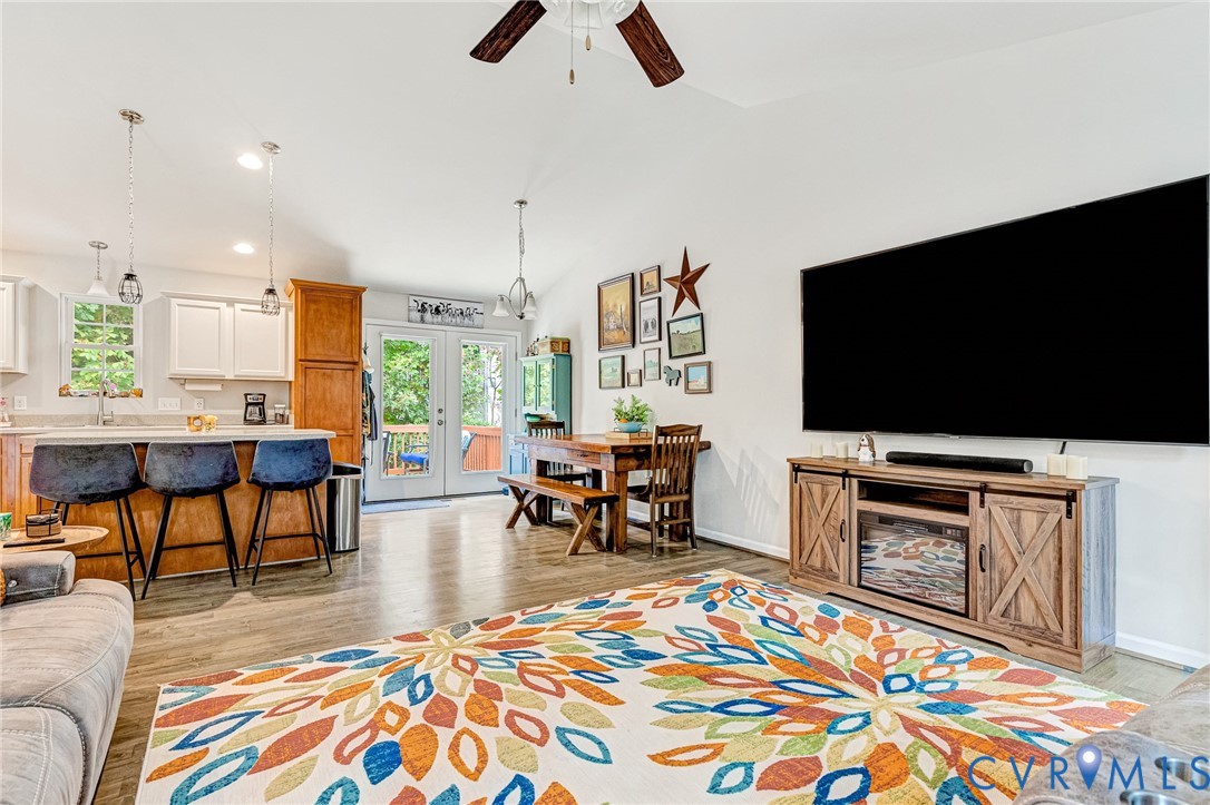 205 Clinton Drive Ruther Glen, VA 22546 - Photo 10 of 44