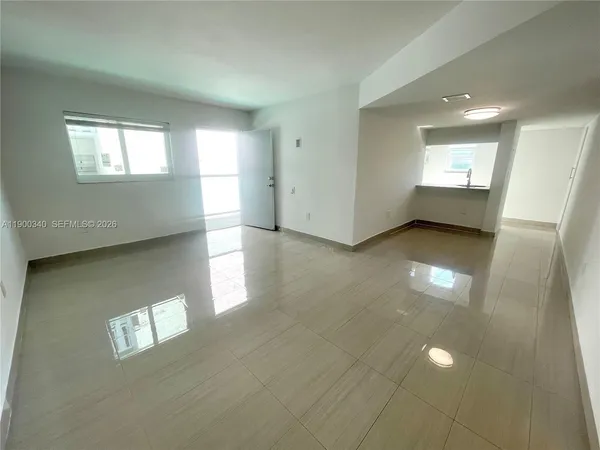 $1,975 | 2011 Bay Drive, Unit 1, Miami Beach, FL 33141