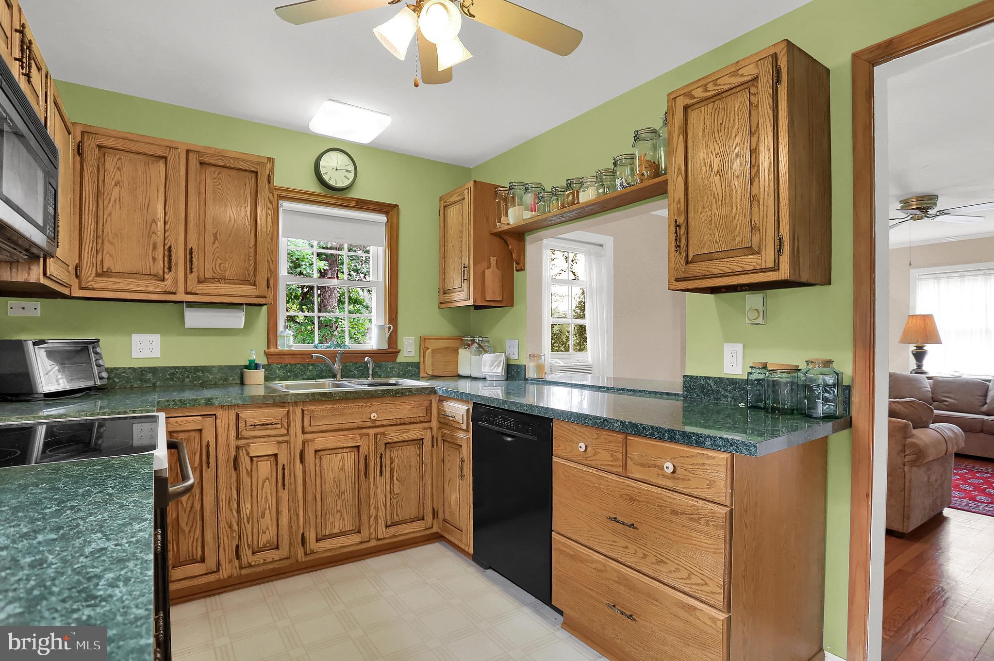 2221 Daisy Road Woodbine, MD 21797 - Photo 8 of 43 Gallery Image 8