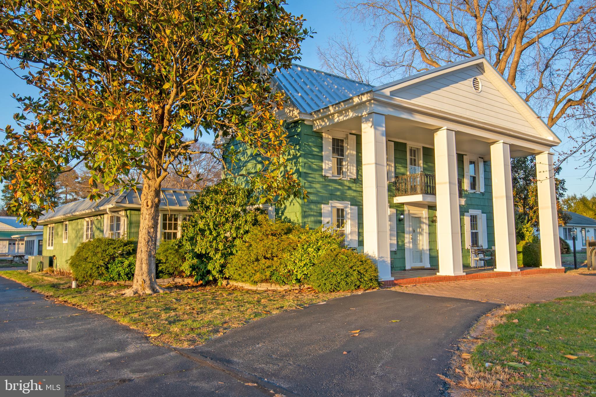 25165 Prettyman Road Georgetown, DE 19947 - Photo 2 of 43 a view of a house with a tree