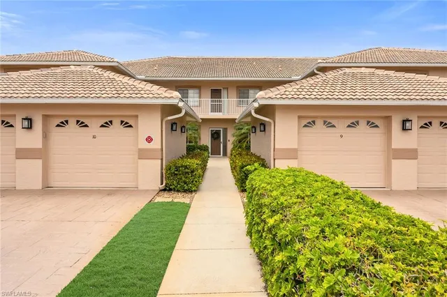 $349,900 | 9087 Michael Circle, Unit 9, Naples, FL 34113