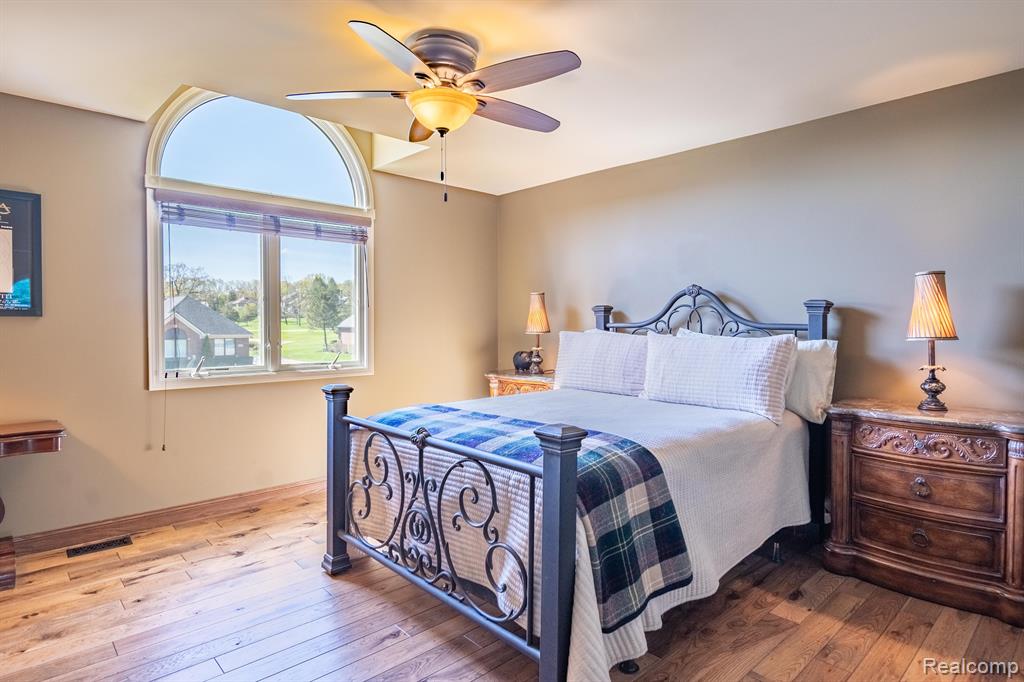 256 Inverness Highland, MI 48357 - Photo 44 of 99 Gallery Image 44