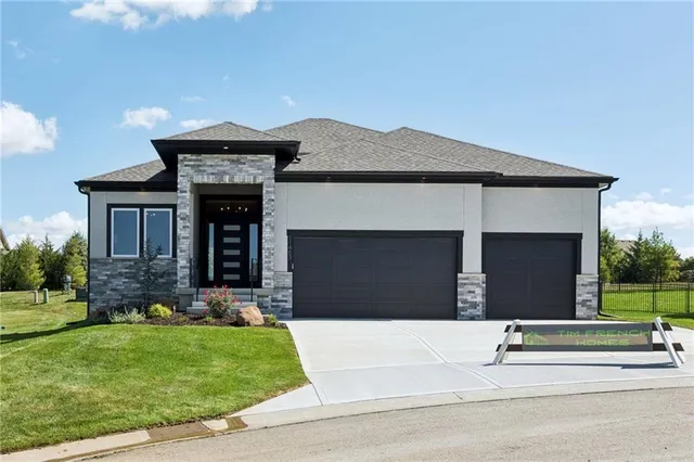 $809,830 | 11463 South Aurora Street, Olathe, KS 66061