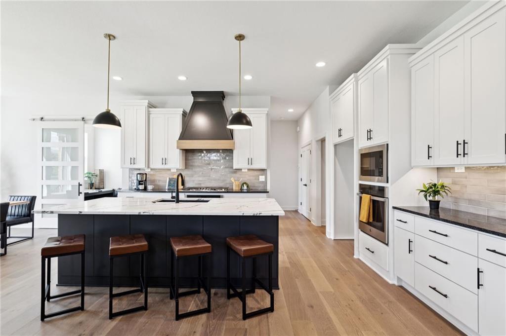 11463 South Aurora Street Olathe, KS 66061 - Photo 13 of 51