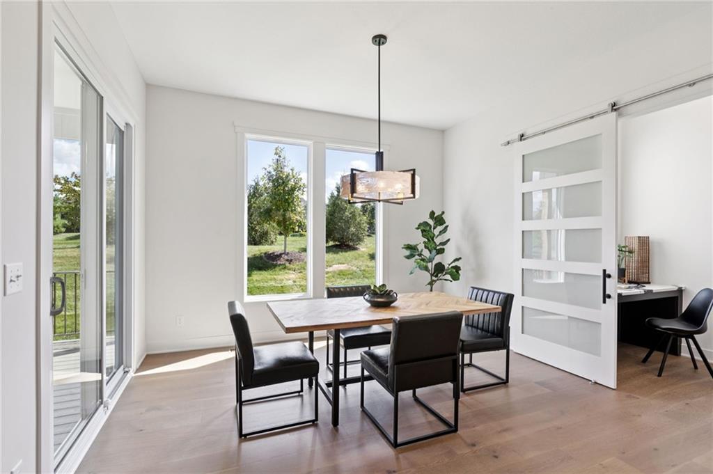 11463 South Aurora Street Olathe, KS 66061 - Photo 16 of 51