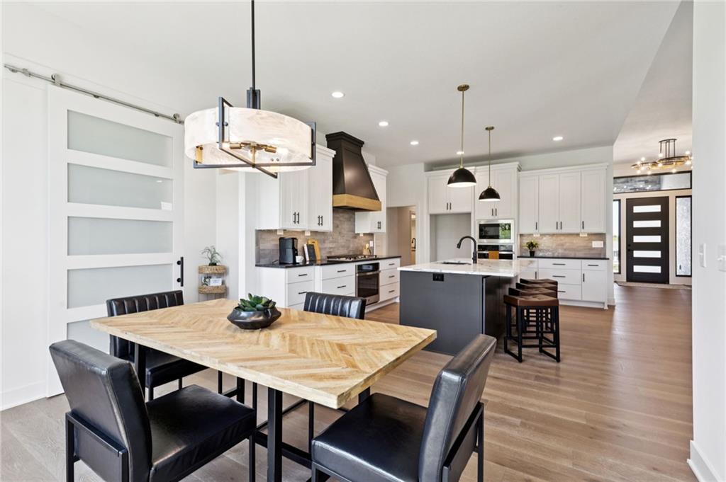 11463 South Aurora Street Olathe, KS 66061 - Photo 17 of 51