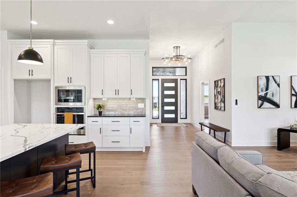 11463 South Aurora Street Olathe, KS 66061 - Photo 21 of 51