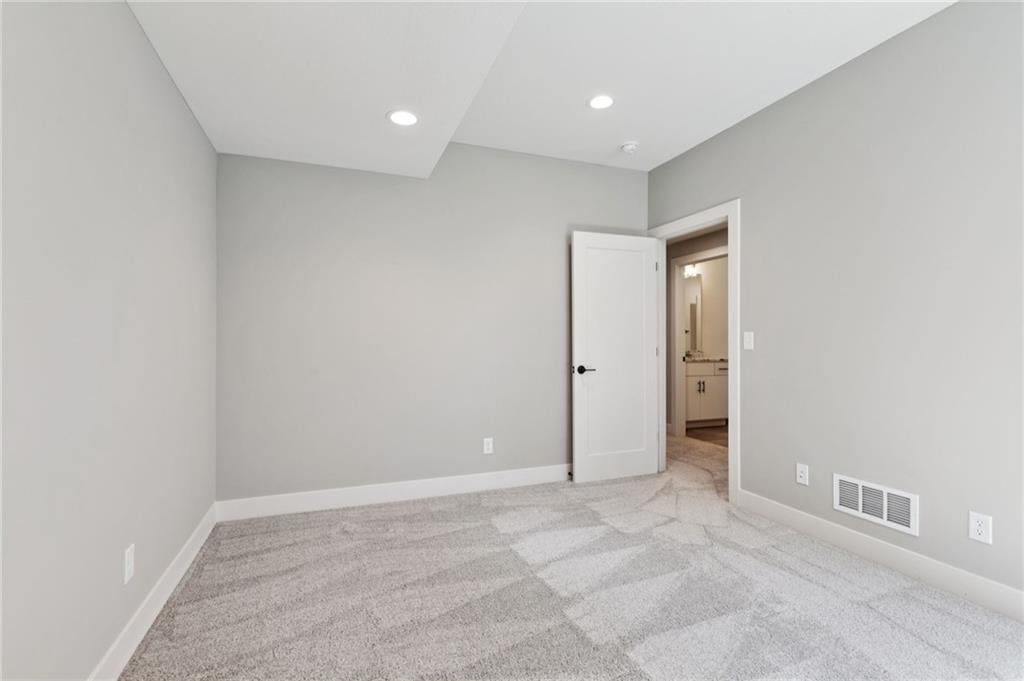 11463 South Aurora Street Olathe, KS 66061 - Photo 45 of 51