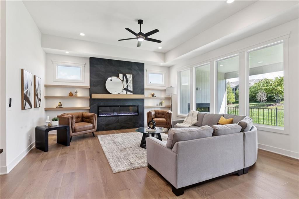 11463 South Aurora Street Olathe, KS 66061 - Photo 10 of 51