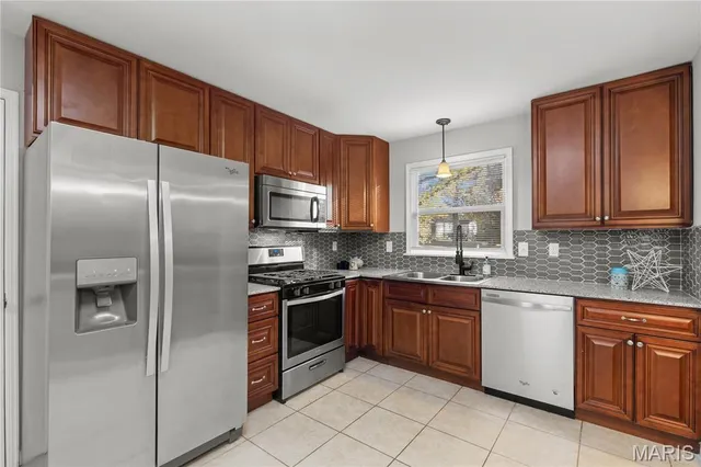 $275,000 | 4372 Alderwood Drive, Black Jack, MO 63033