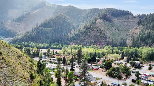 $84,900 | 86 East Circle Drive, Kellogg, ID 83837