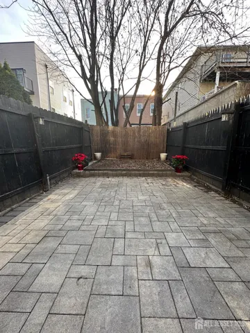 $775,000 | 129 Thorne Street, Jersey City, NJ 07307