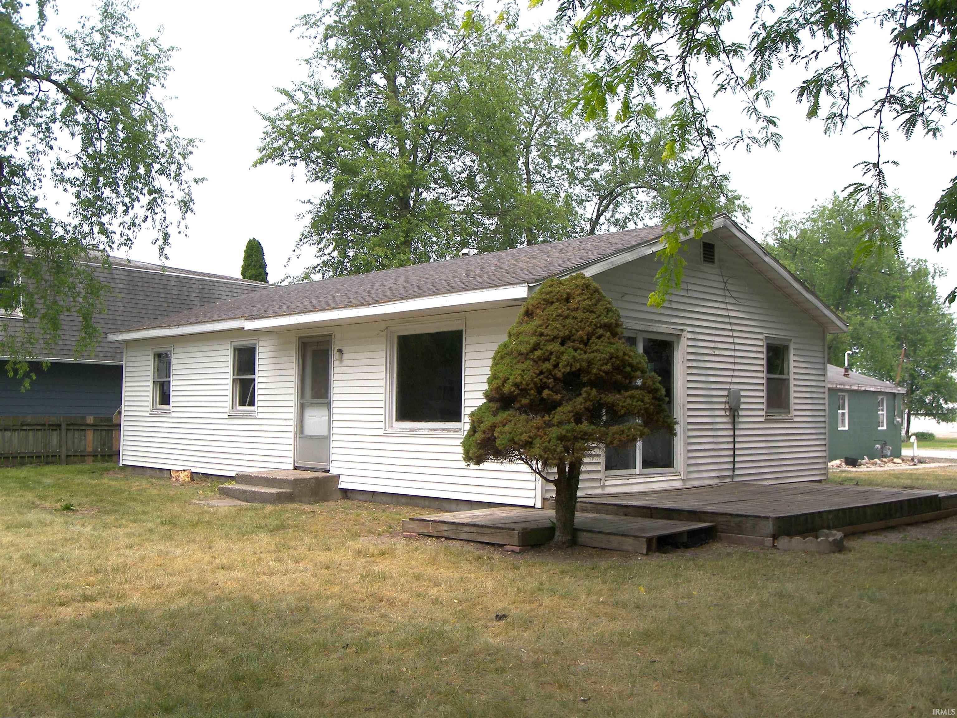 2107 Ball Court Rochester, IN 46975 - Photo 1 of 36