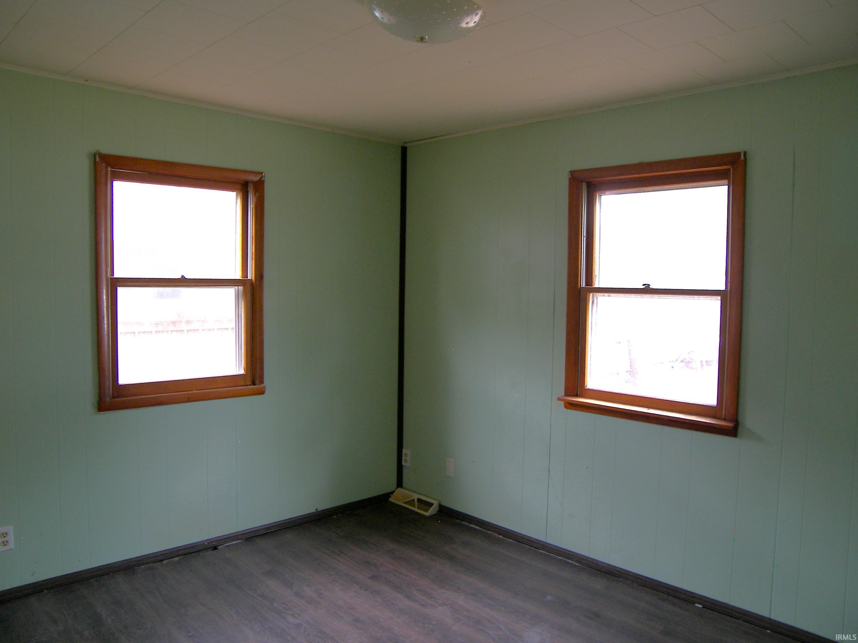 2107 Ball Court Rochester, IN 46975 - Photo 21 of 36
