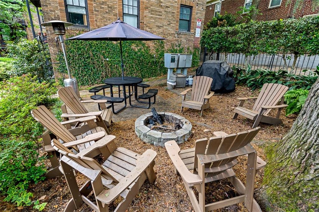 677 Somerset Terrace Northeast, Unit 5D Atlanta, GA 30306 - Photo 39 of 43