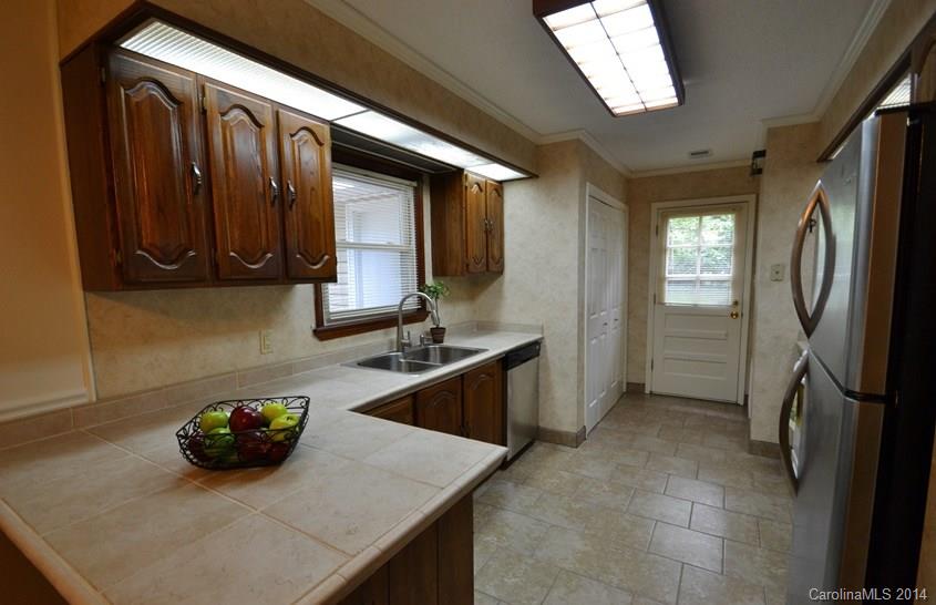 217 Wesley Woods Road Monroe, NC 28110 - Photo 3 of 19 Gallery Image 3