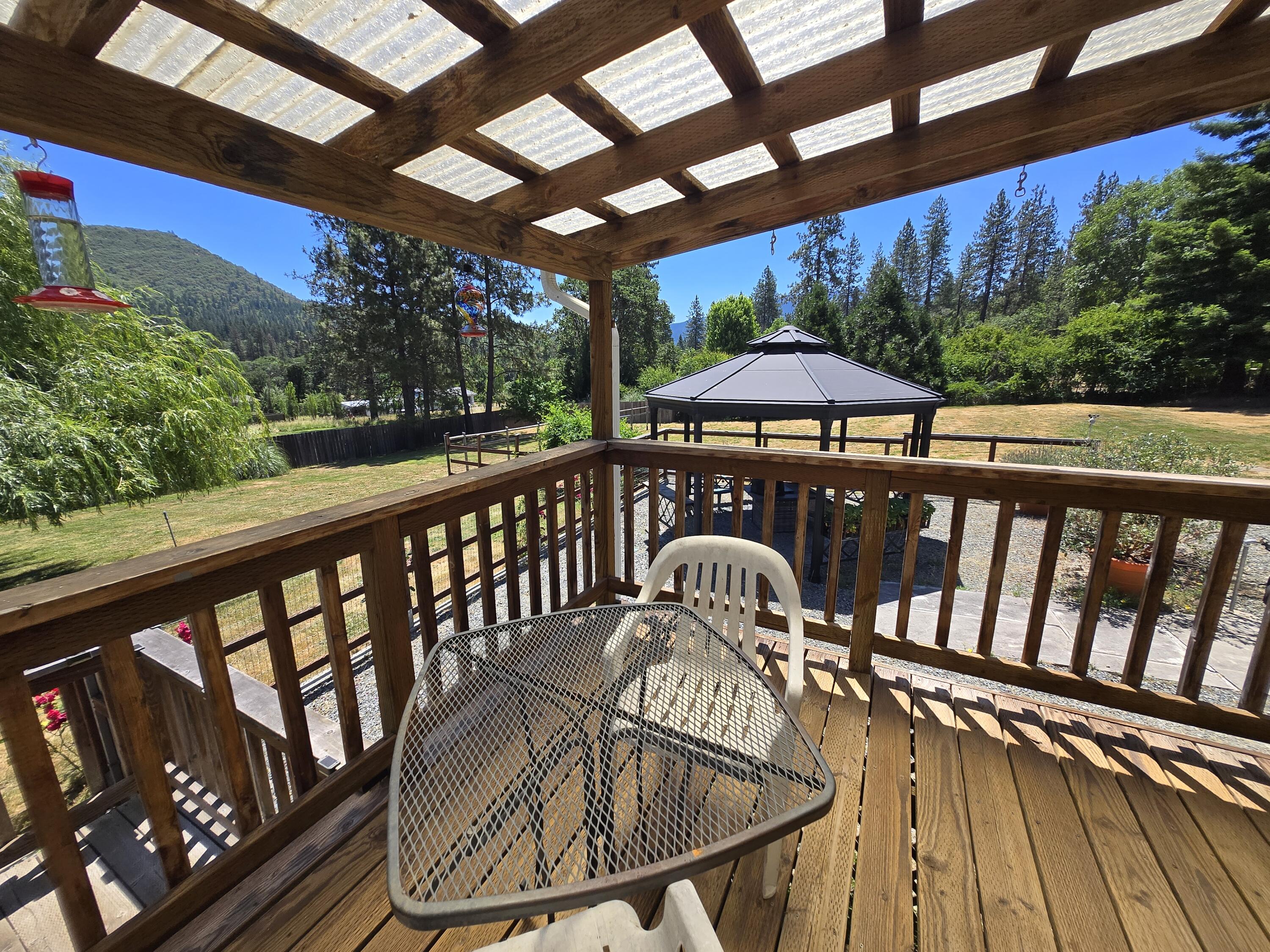 391 Homewood Road Grants Pass, OR 97527 - Photo 36 of 53 37