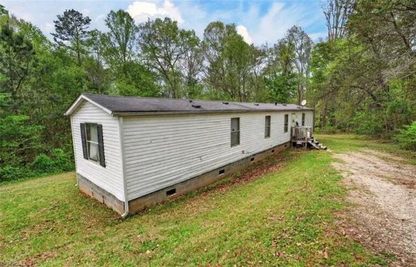 $110,000 | 310 Southridge Drive, Mount Airy, NC 27030