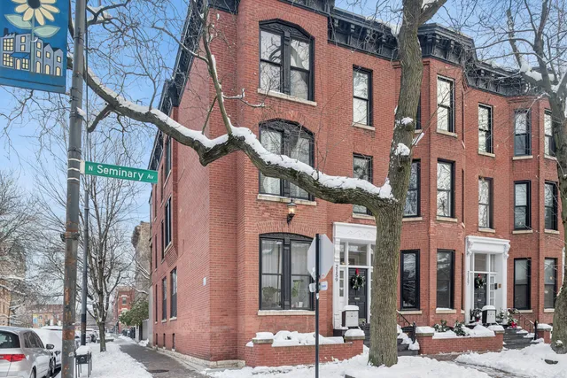 $3,600 | 2159 North Seminary Avenue, Unit B, Chicago, IL 60614